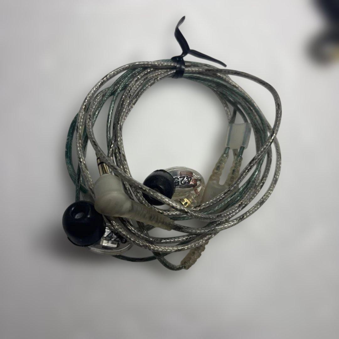 SHURE SE425 一部テープ補修あり