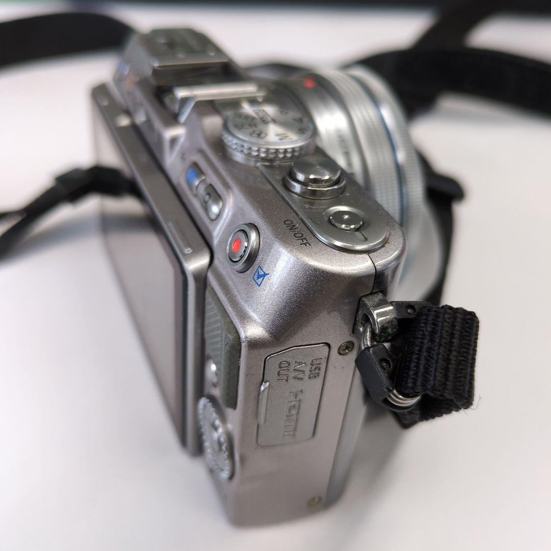 OLYMPUS E-PL3 14-42mm EZパンケーキズームレンズ付き