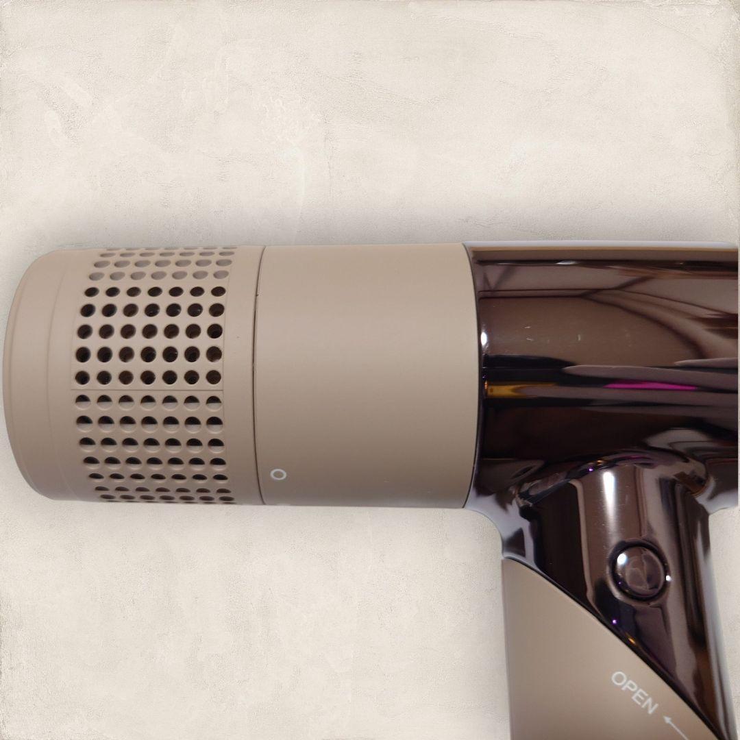 ✨極美品✨ KH302 KINUJO ドライヤー モカ 絹女