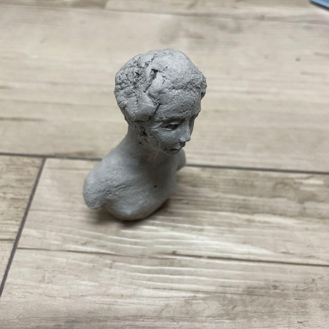 八窪章吾　オブジェ　婦人　トルソ