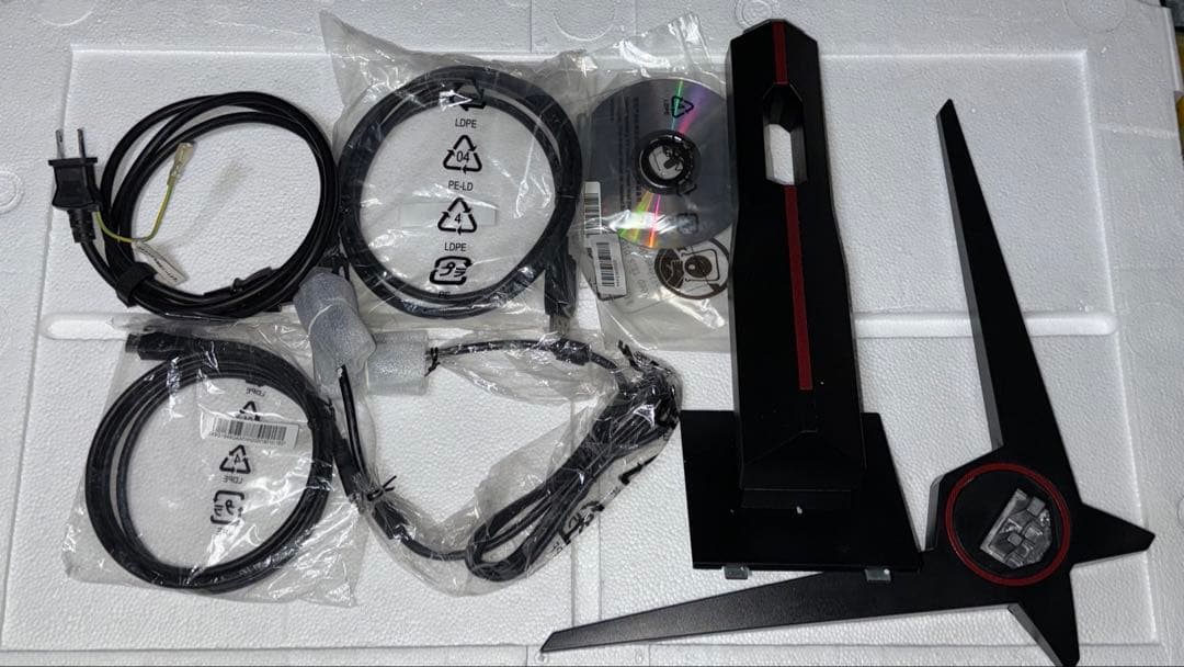 AOC ゲーミングモニター(湾曲 )2枚セット C32G1/11