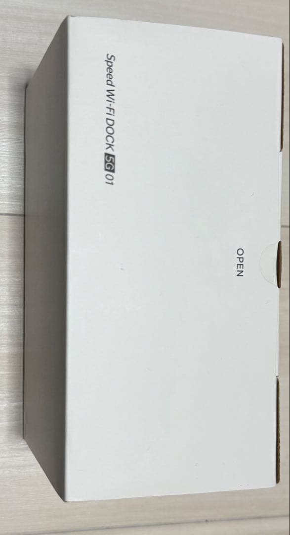 Speed WiFi DOCK ES01 本体