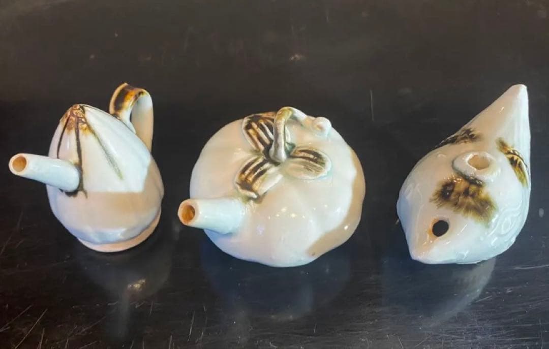 李朝　水滴　３点セット　鑑賞台付 １点　中国文物局蝋印付　ヴィンテージ　レア