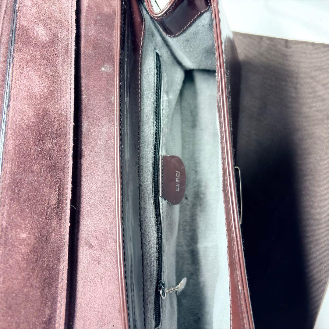 美品　GUCCI グッチ ショルダーバッグ エナメル ダークブラウン シルバー