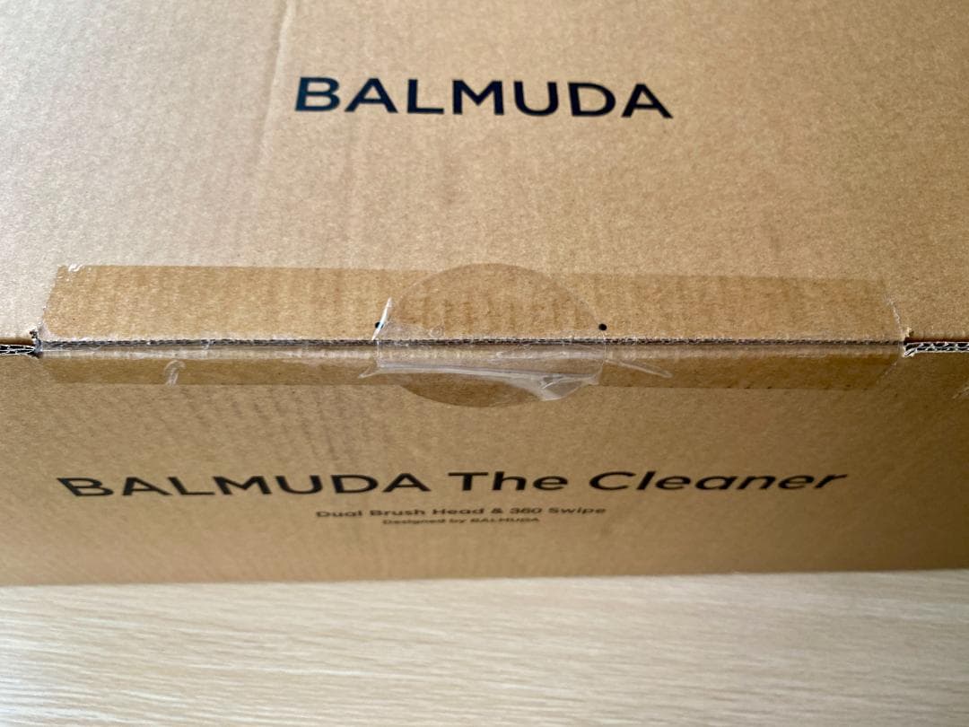 新品 即日発送 バルミューダ 掃除機 BALMUDA C01A-WH