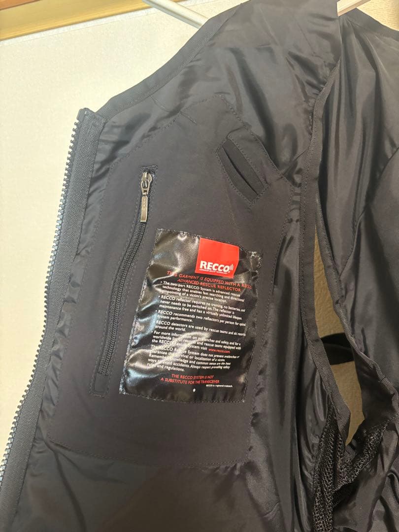 貴重なMサイズ•ノースフェイス・パウダーガイドベスト・重さ1.1kg