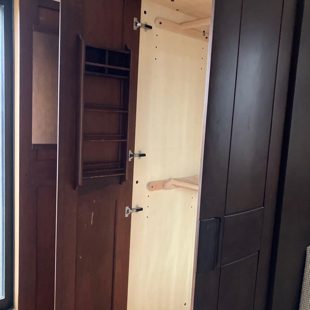 ダークブラウン木製洋服タンス　府中家具