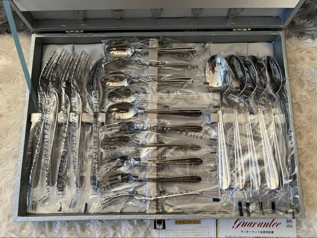 ラッキーウッド カトラリーセット　サントラル（金彩）ディナーセット〈25本〉