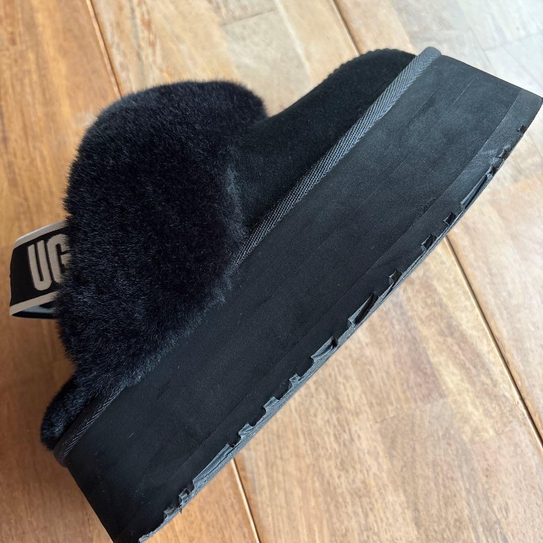 UGG アグ　Funkette ファンケット 23