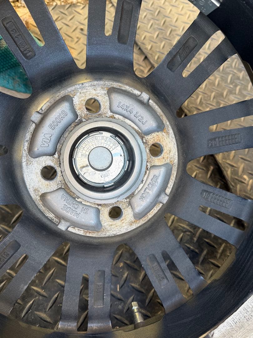 【バリ山　21年製】155\65R14 アルミ4本セット