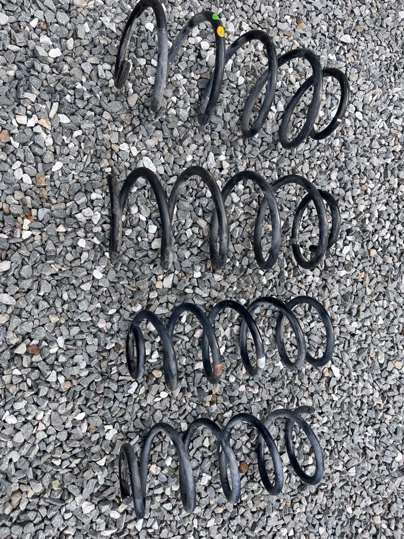 アテンザワゴン　GJ2FW 純正サスペンションスプリング 4本セット マツダ