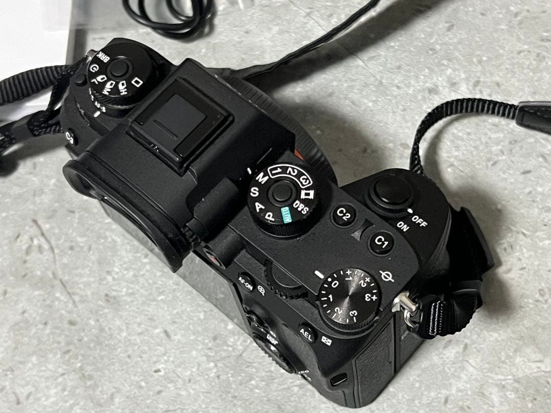 美品　SONY α9 ミラーレスカメラ 本体