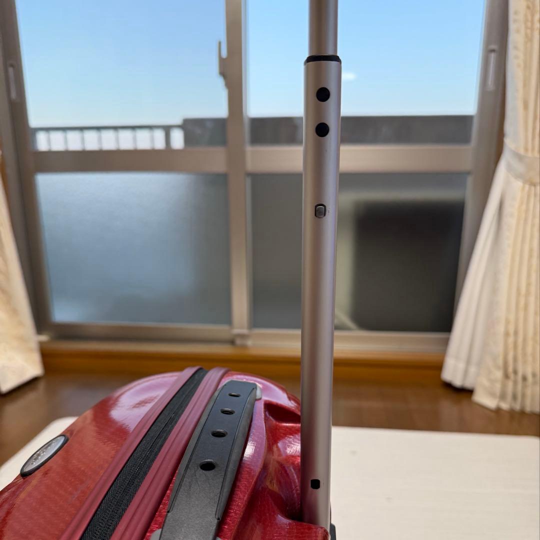 サムソナイト　スーツケース　シーライト　赤　40L