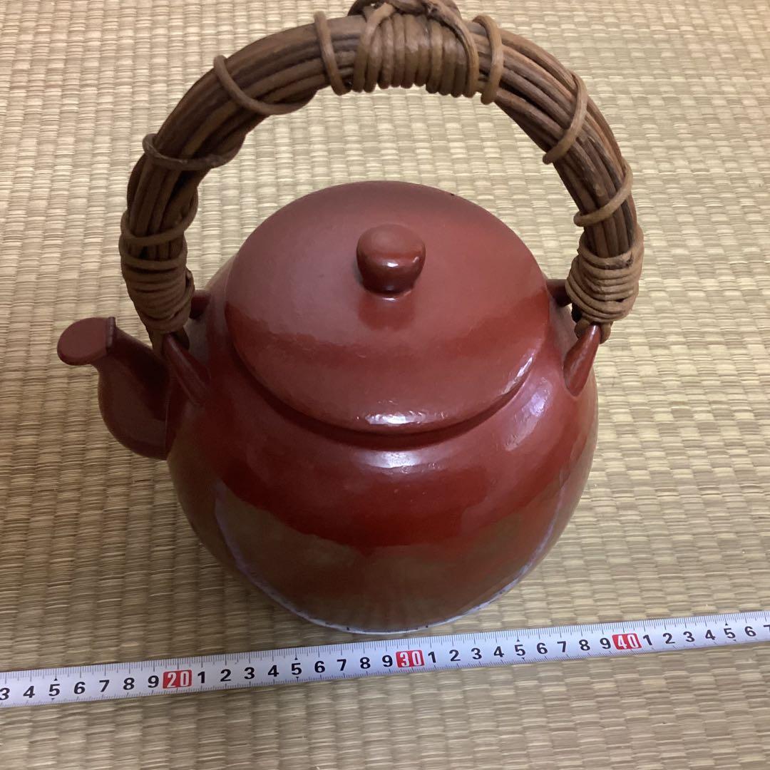玉川堂製　槌目漆塗り銅薬罐