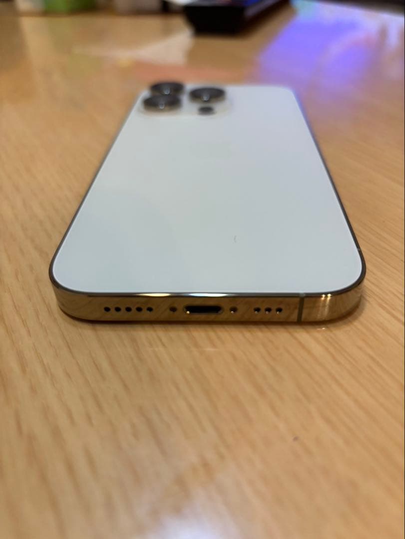 iPhone 14 Pro ゴールド 本体 1TB SIMフリー　Apple