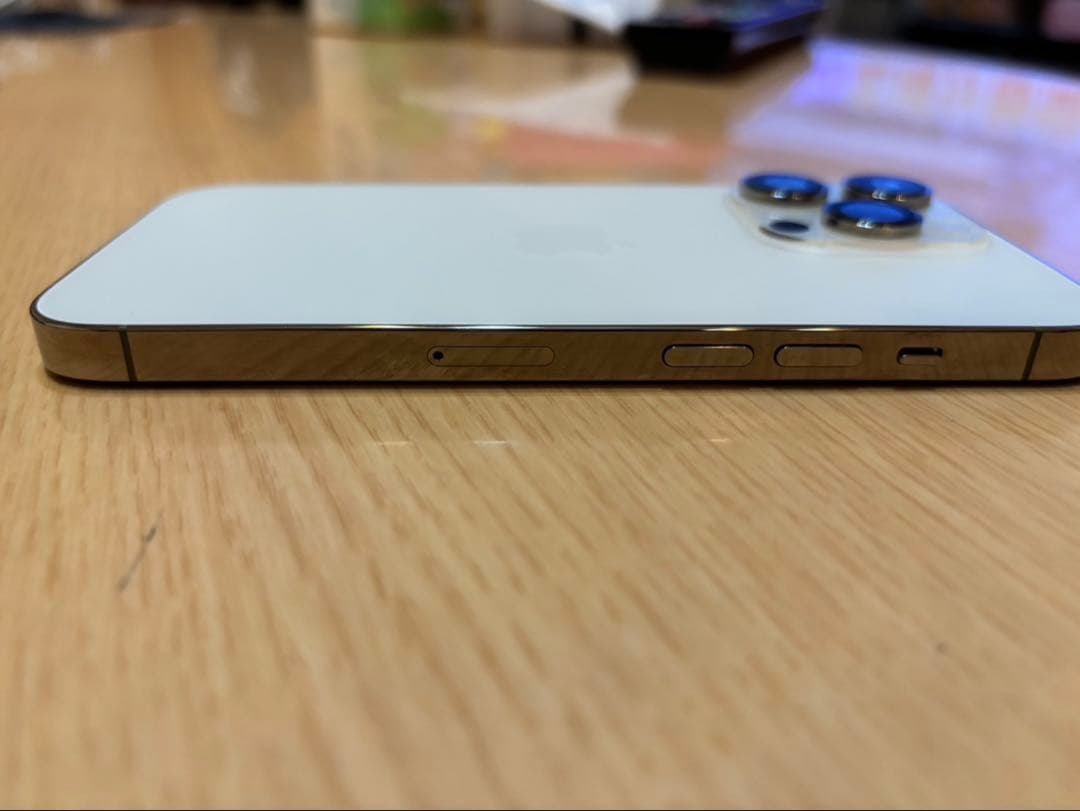 iPhone 14 Pro ゴールド 本体 1TB SIMフリー　Apple