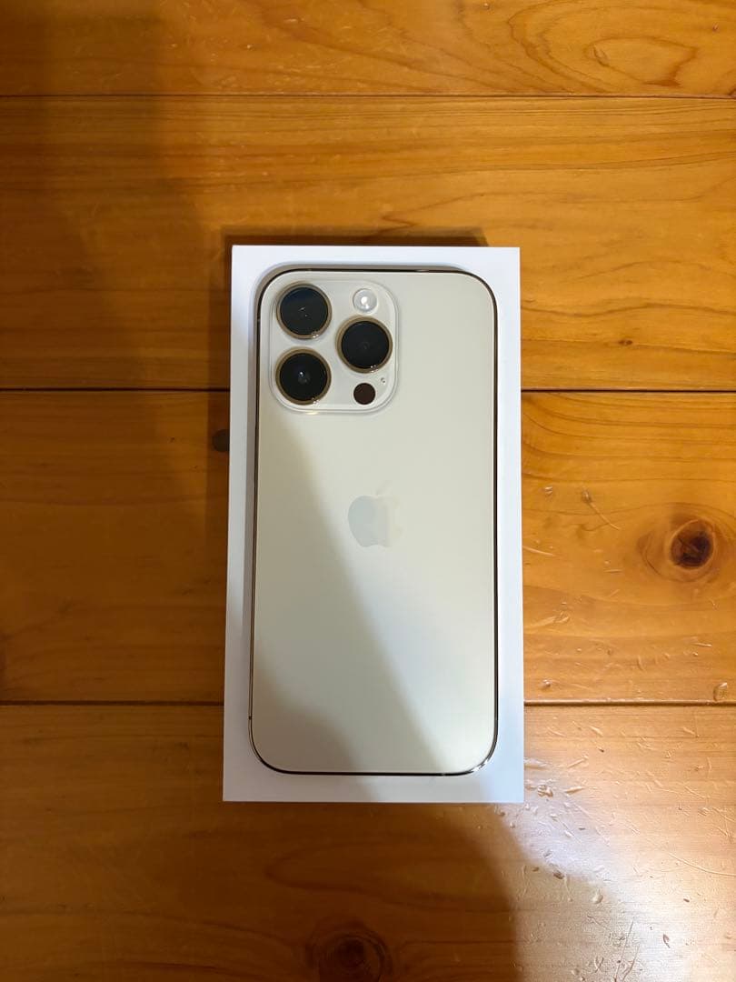 iPhone 14 Pro ゴールド 本体 1TB SIMフリー　Apple