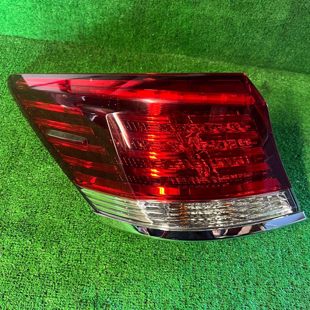 210系クラウン GWS214 テールランプセット 30-404 30-405