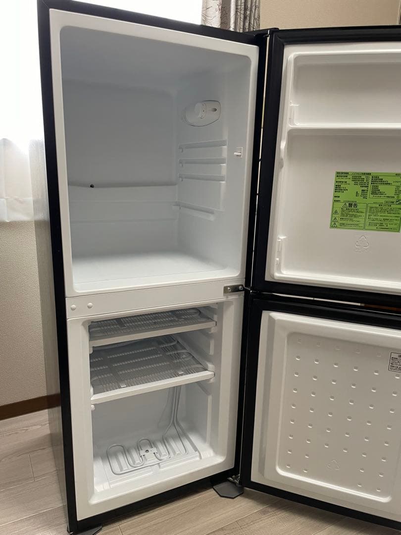 【値引きしました】アイリスオーヤマ　冷凍冷蔵庫　IRSD-14A(2023年製)