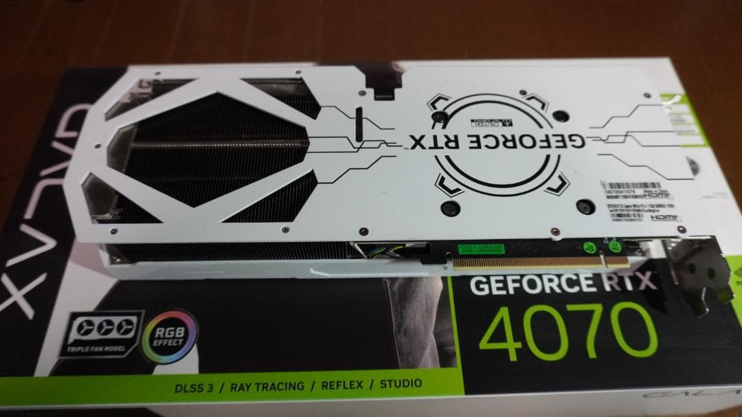 玄人志向　GeForce RTX4070