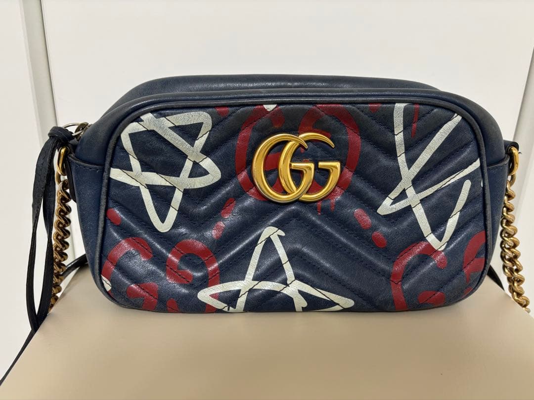 GUCCIグッチ GGマーモント ゴーストチェーン ショルダーバッグレザーバッグ