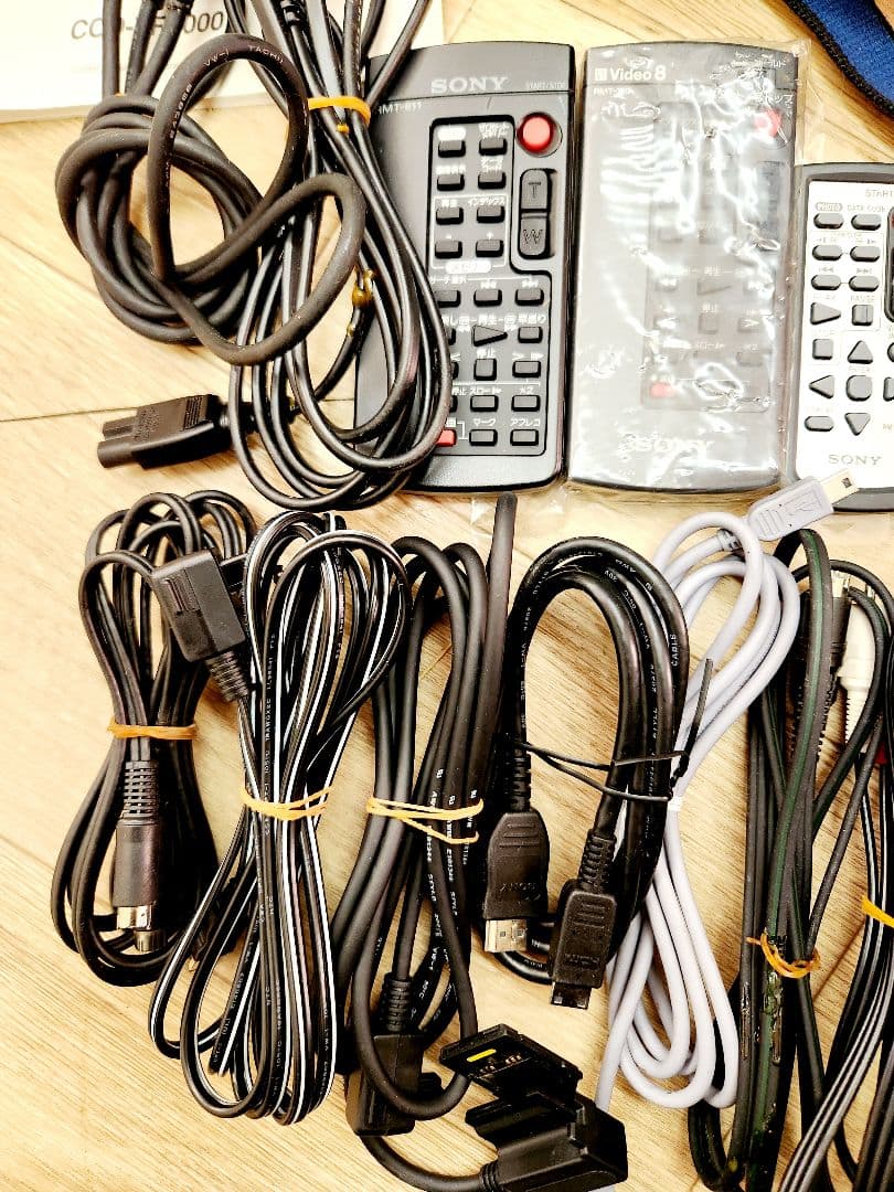 SONYハンディカム　まとめて　本体充電器バッテリー配線等現状品