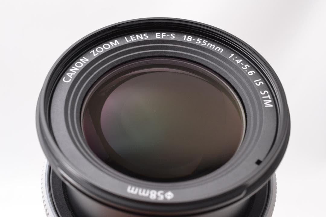 ■ 美品 ■ キャノン　Canon EOS Kiss X10 希少ホワイト