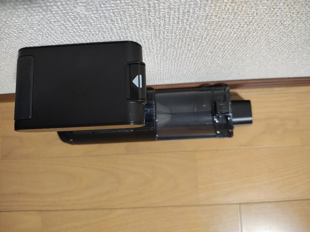 シャーク★Clean Sense iQ+ IW3241JBK★1