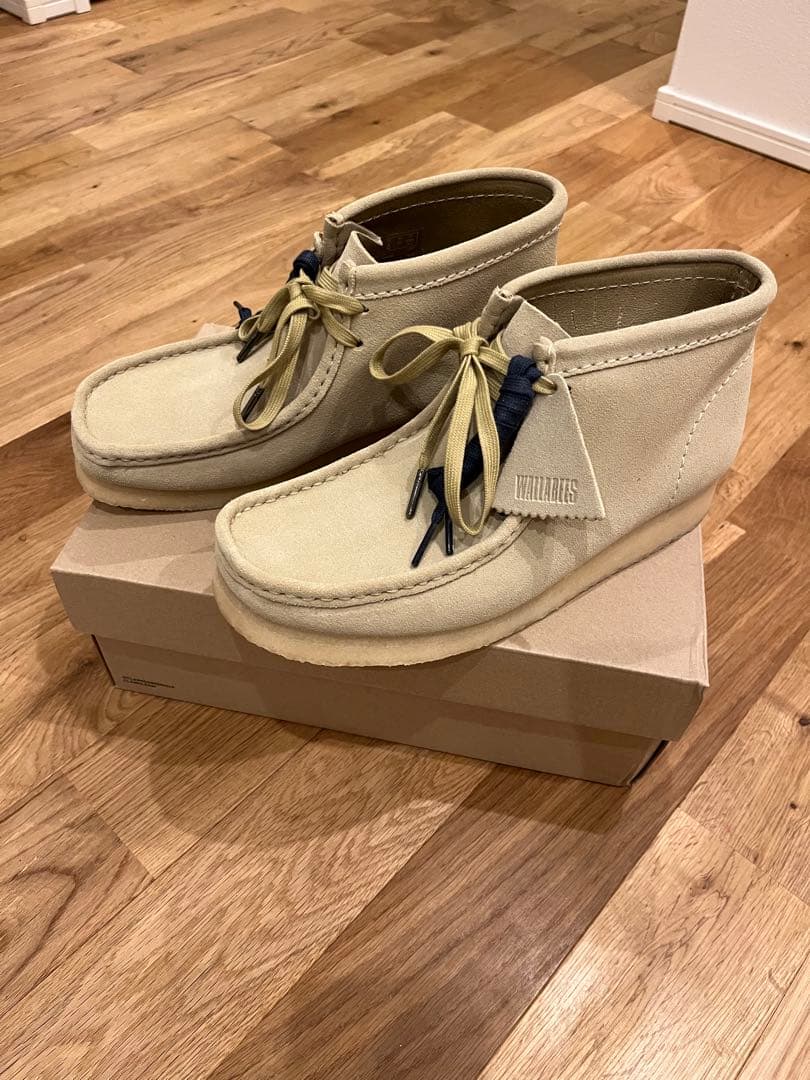 クラークス　ワラビー　ベージュ　26cm 新品