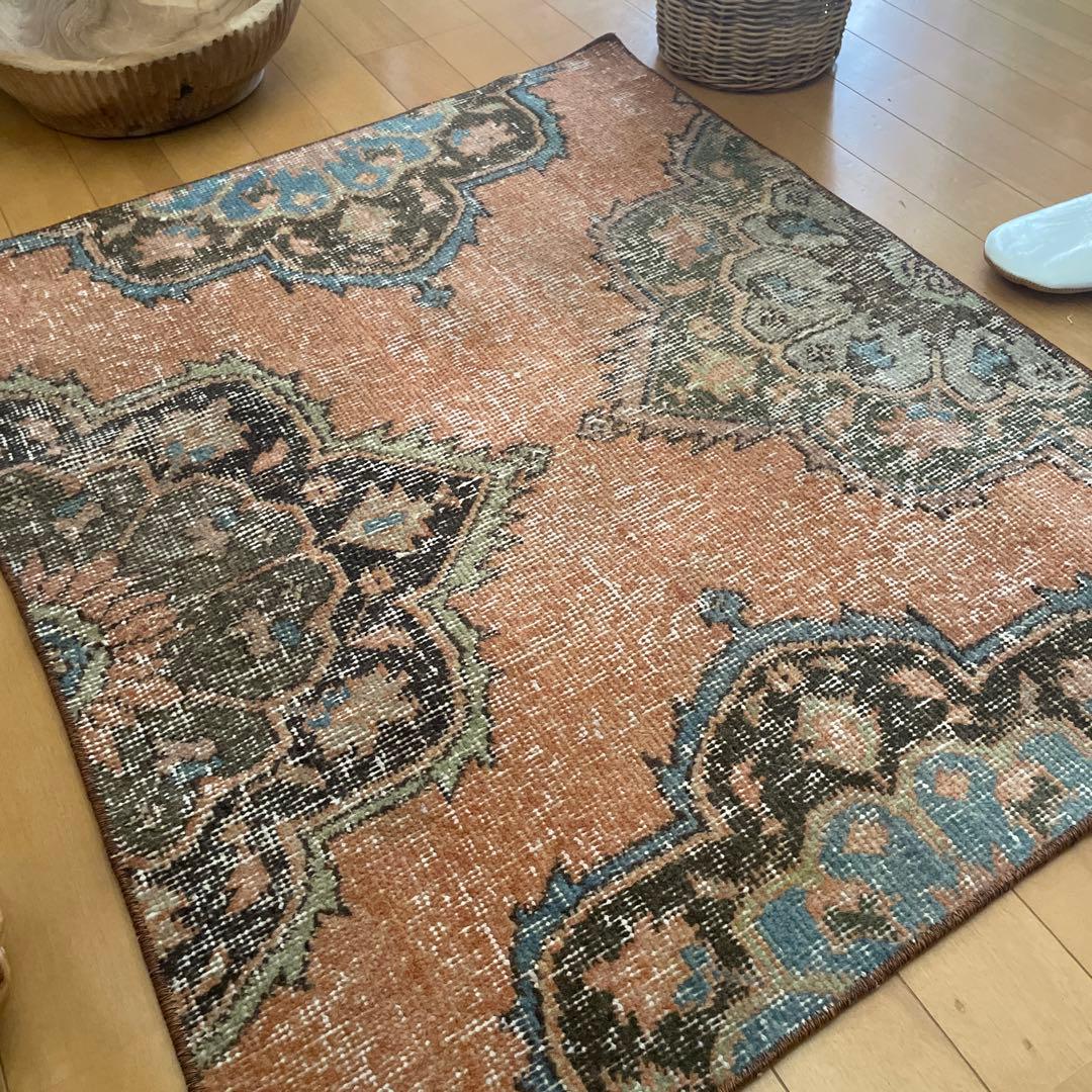 72×86 テラコッタカラー　オリエンタル柄 トルコヴィンテージラグ