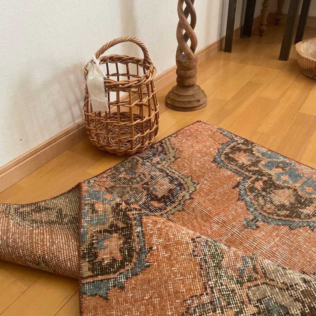 72×86 テラコッタカラー　オリエンタル柄 トルコヴィンテージラグ