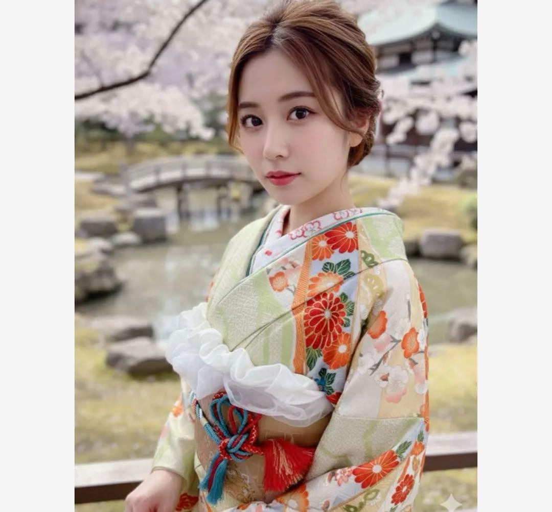 美品豪華刺繍振袖フルセット 鮮やかな花柄 緑・オレンジ