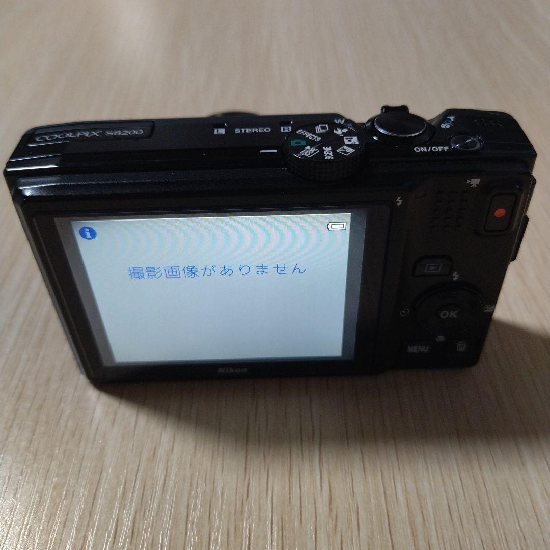 【液晶に難あり】高機能モデル デジカメ ニコン COOLPIX S8200