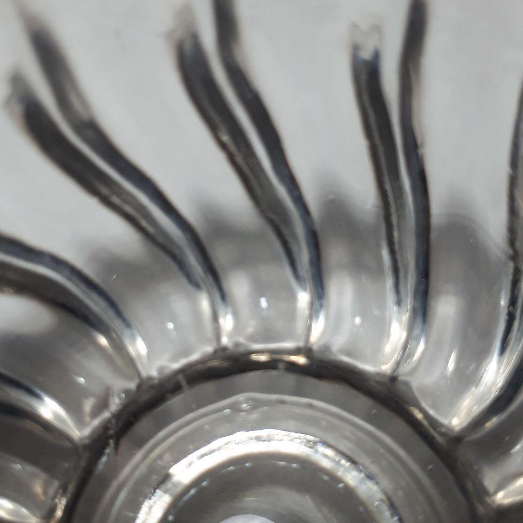 透明型吹き菊形盃(江戸時代)