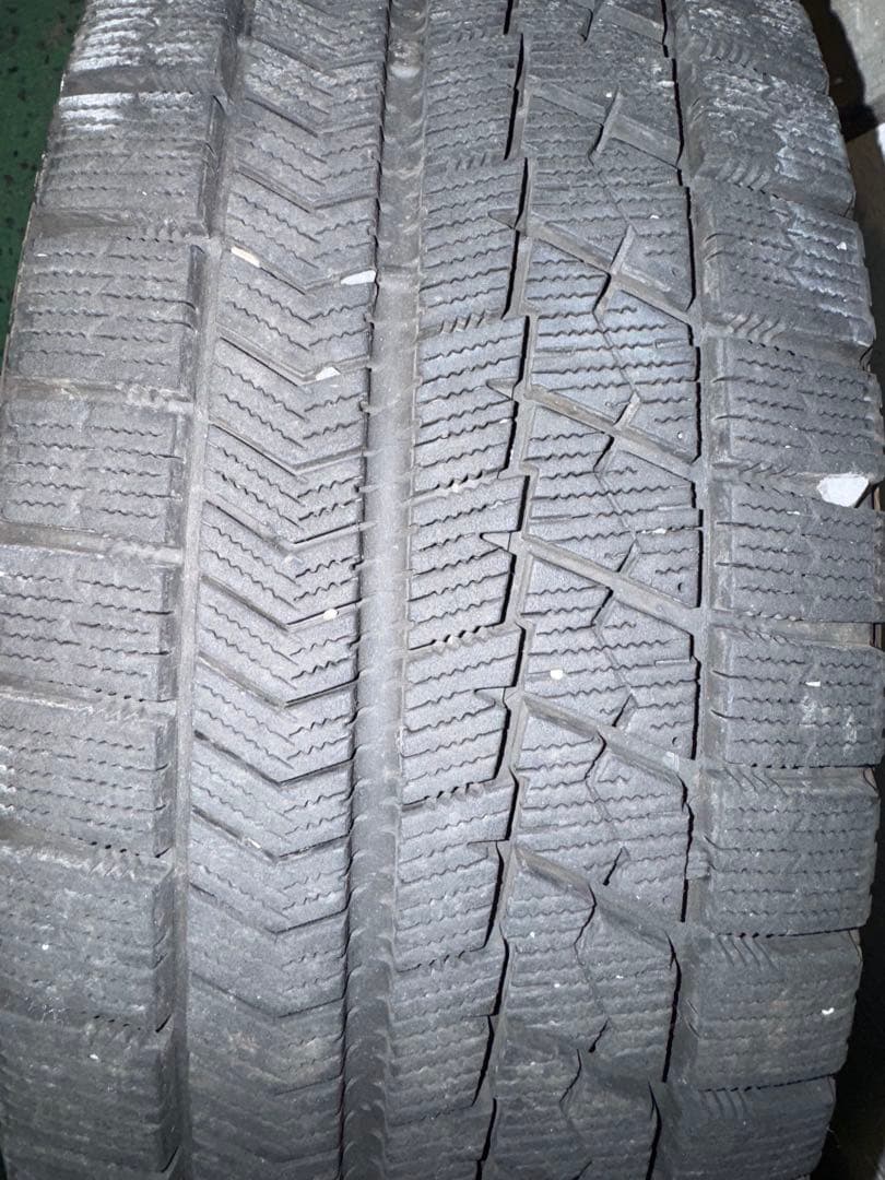コンパクトカー‼️ブリヂストン‼️16インチ‼️スタッドレスタイヤ‼️2020年製バリ山