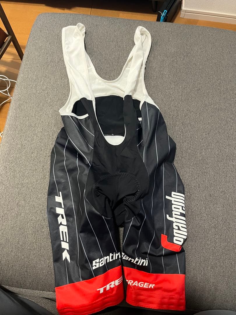 サイクルジャージ、ビブショーツ