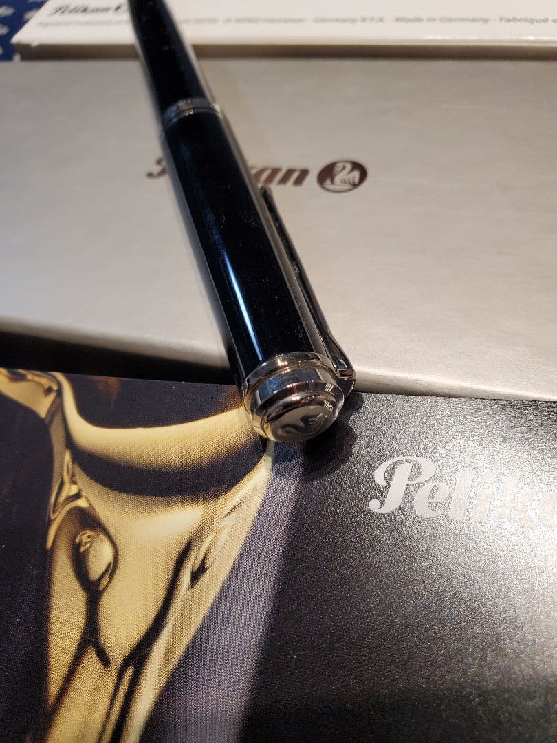 ペリカンボールペン