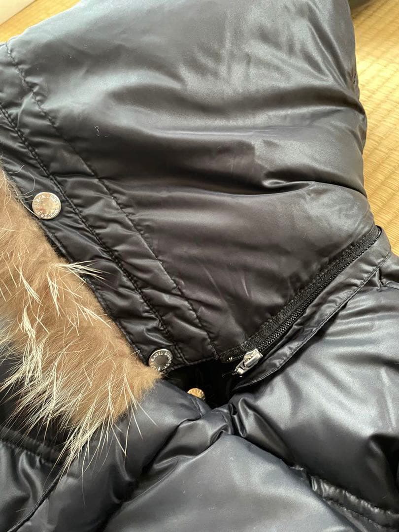 し*こ様 BURBERRY BLACK LEBEL ダウンジャケット　Ｍサイズ