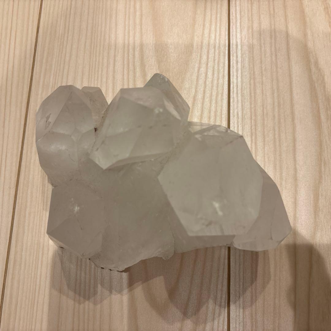 水晶　クラスター　原石　値下げ依頼済