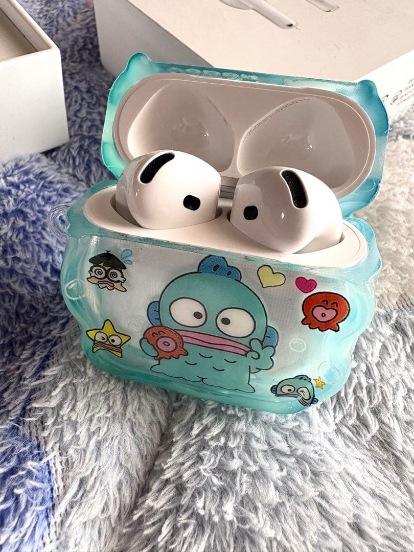 f*s様 AirPods4 ハンギョドンのケース付き