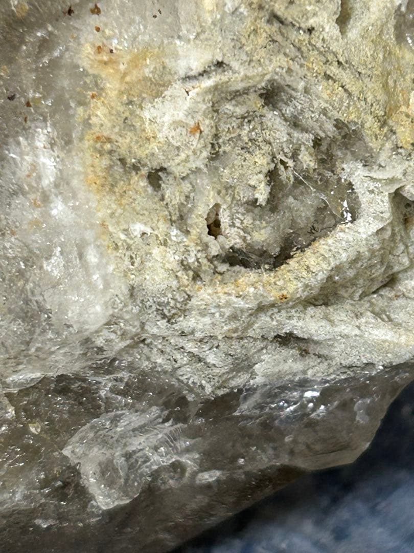 スモーキークォーツファントム　カオリナイト共生　天然石