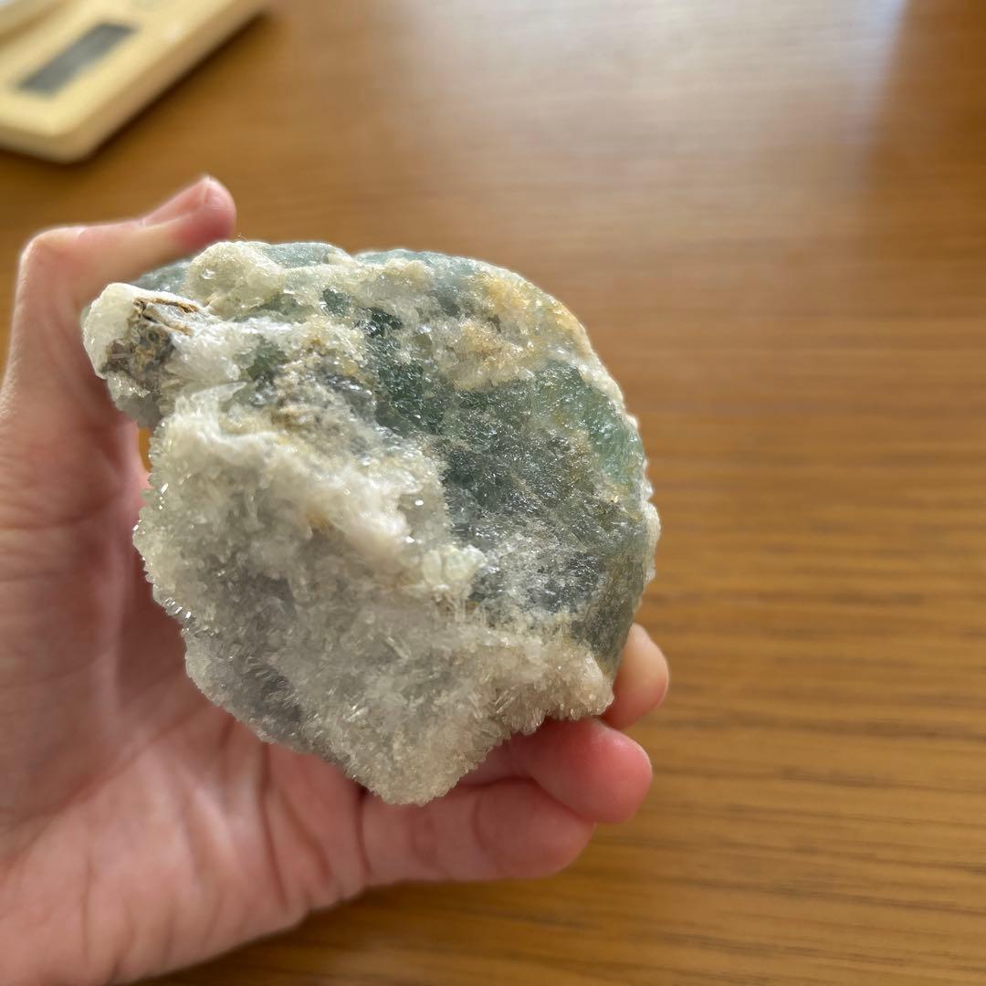 蛍石　福島県蛍鉱山　水晶付き　国産　原石