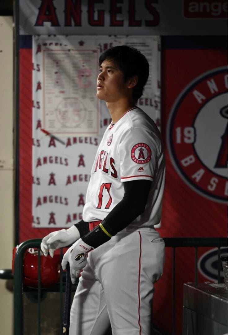 ⑧ ホームラン王　大谷翔平　実使用　ラインナップカード　サイン　(検) tシャツ