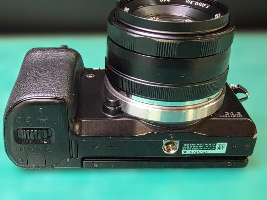 SONY NEX-7 + NEEWER 35mm F1.7 レンズ