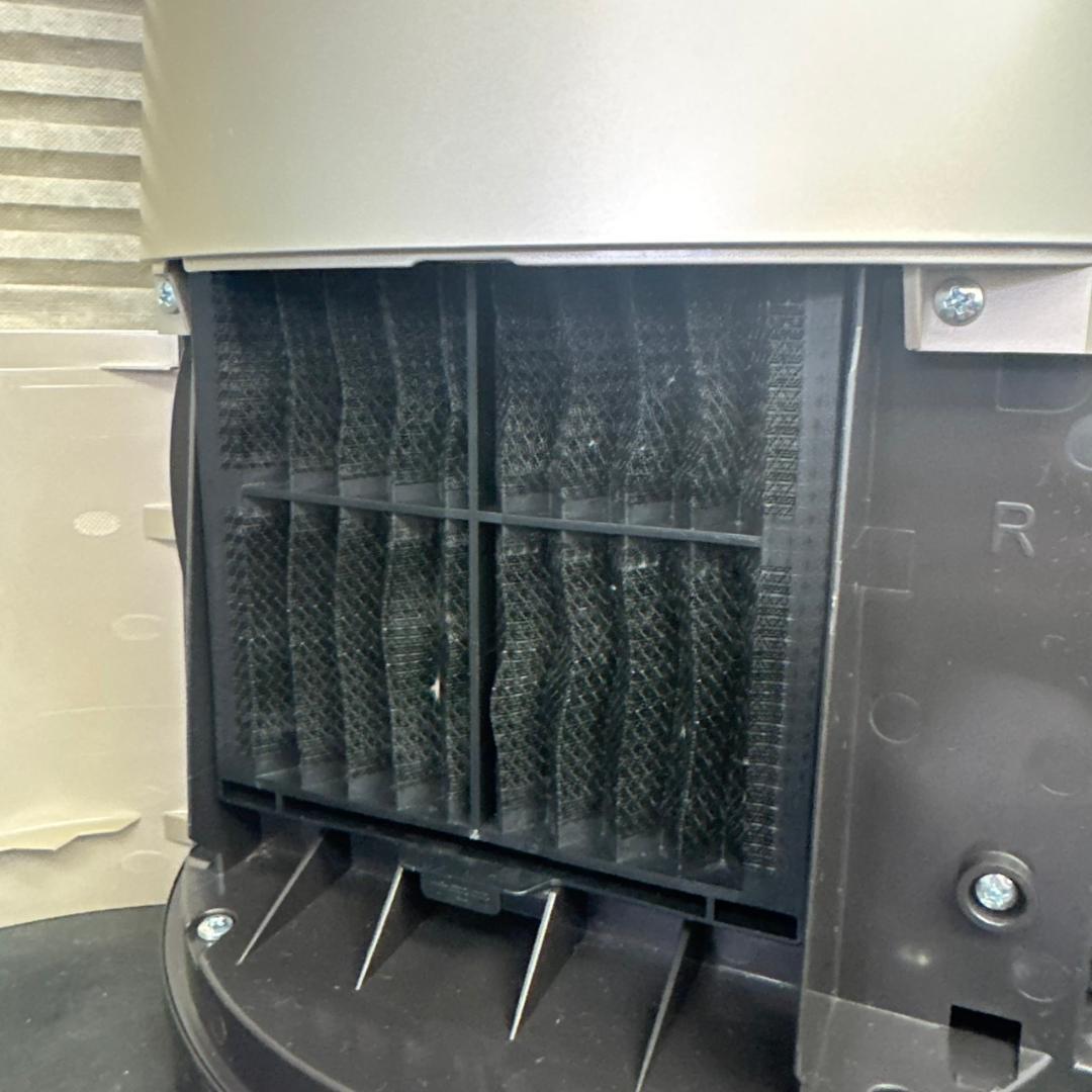 ☆シャープ　セラミックファンヒーター HOT＆COOL　PF-JTH1