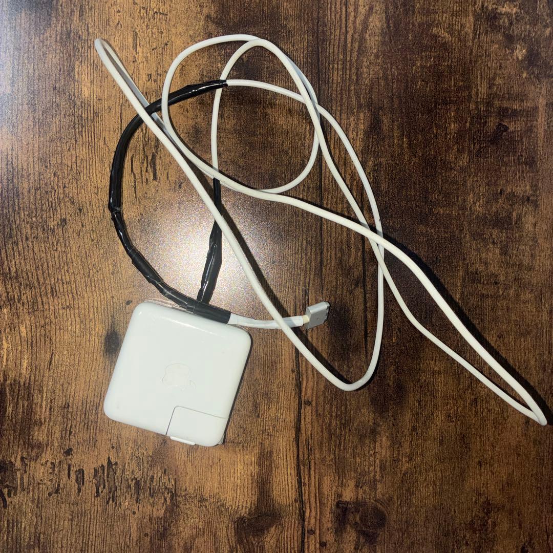 Mac Book Air 2013年製 2015年購入 OS:Big sur