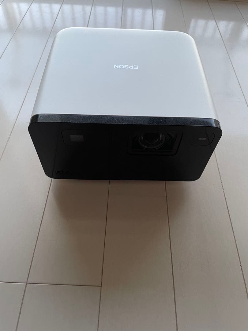 EPSON エプソン EF-21W ポータブルプロジェクター