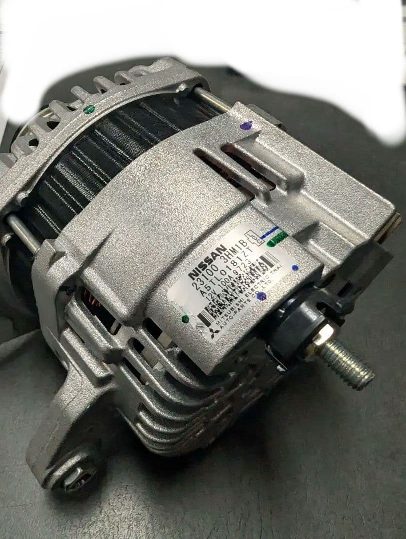 日産　NK13マーチ　NE12ノート　4WD　オルタネーター　ほぼ新品　送料込み