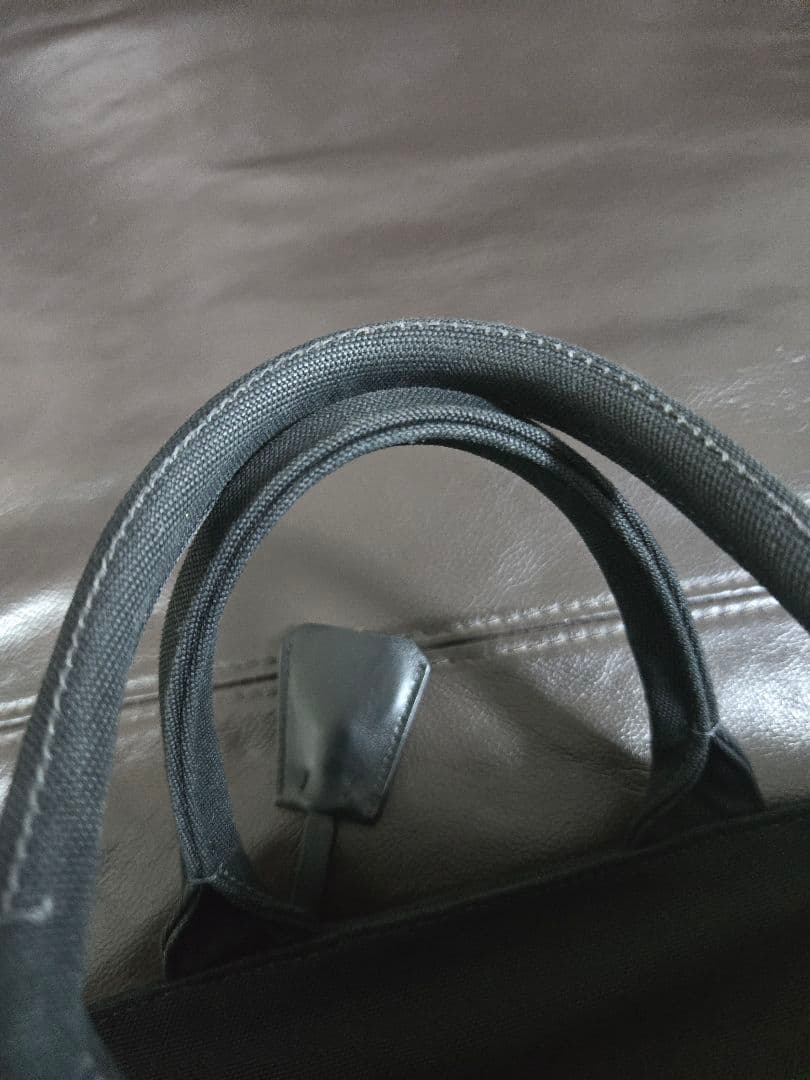 プラダ　カゴバック