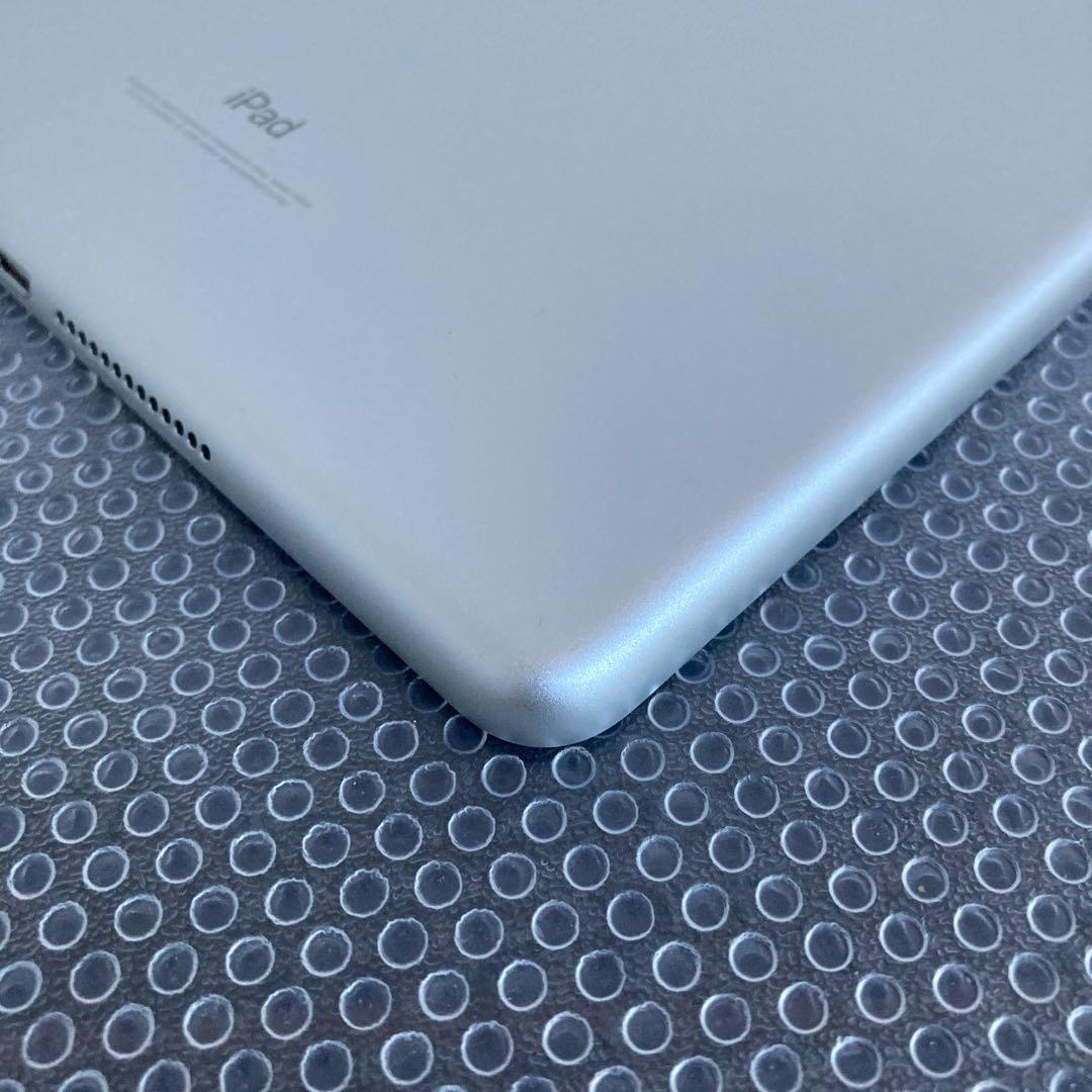 3183【早い者勝ち】美品☆電池良好☆iPad6第6世代32GB SIMフリー☆